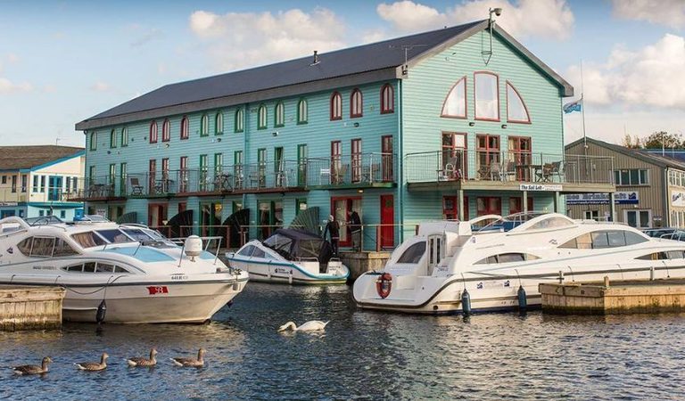 001 barnes brinkcraft holiday homes