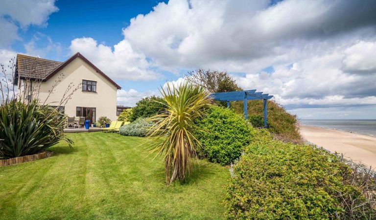 001 beachside holidays