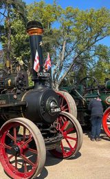 001 bressingham steam and gardens
