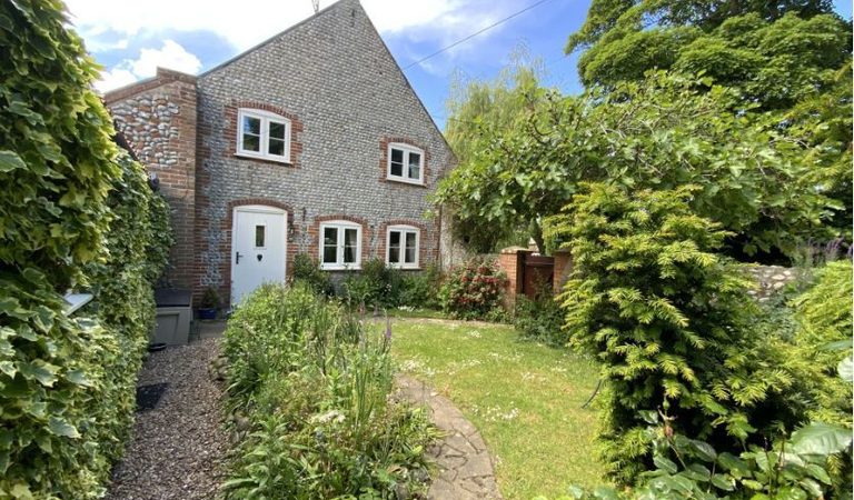 001 crabpot cottages sheringham