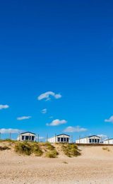 001 eastern beach holiday park