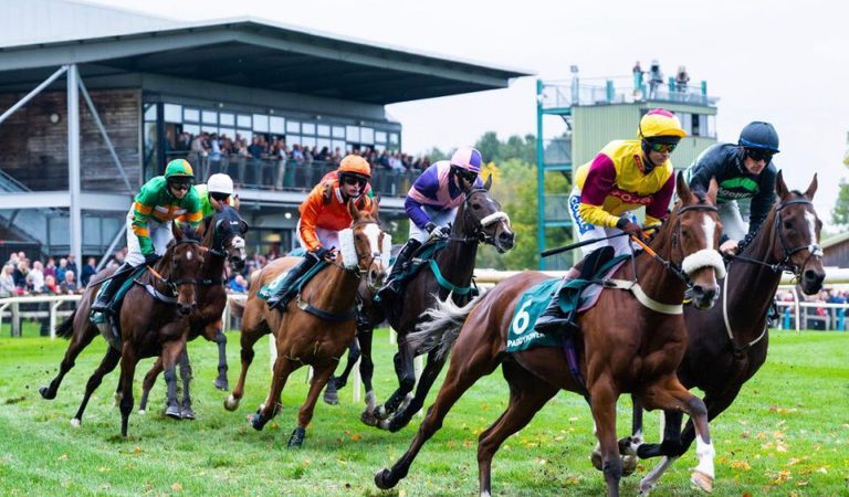 001 fakenham racecourses