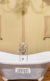 001 Glamping Stay Travel Chapter