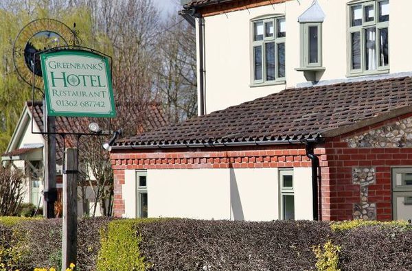 001 greenbanks hotel