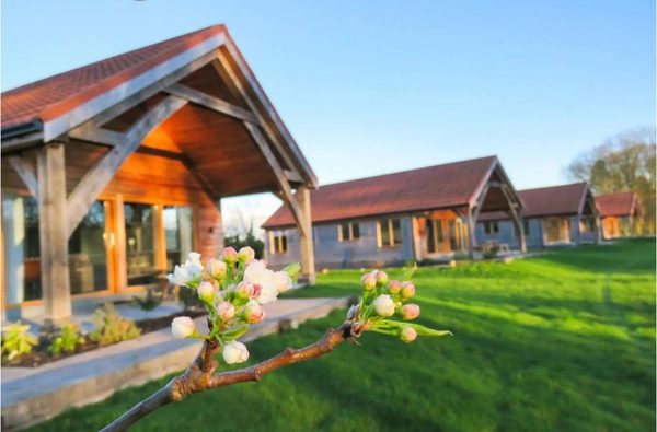 001 hays wood retreat