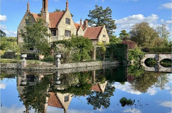 001 hindringham hall