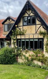 001 moat house at hindringham hall