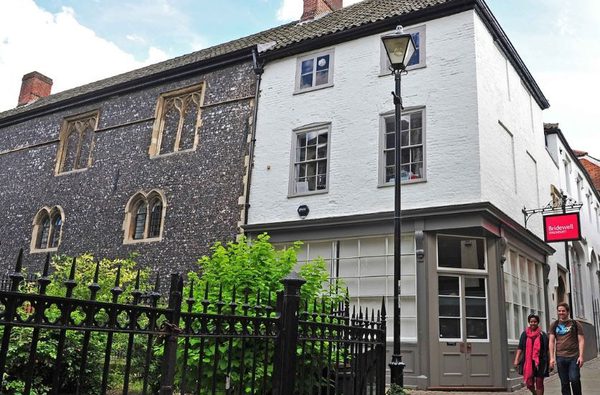 001 museum of norwich at the bridewell museum