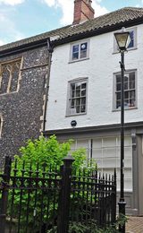 001 museum of norwich at the bridewell museum