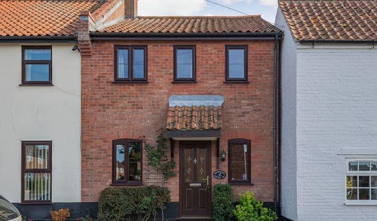 001 nightingale cottage w