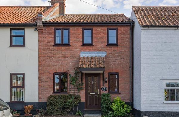 001 nightingale cottage w