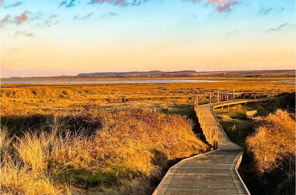 001 norfolk coast path camping glamping with myminibreak holme next the sea norfolk