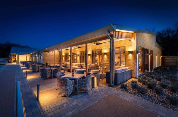 001 norfolk woods resort spa