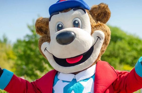 001 pleasurewood hills