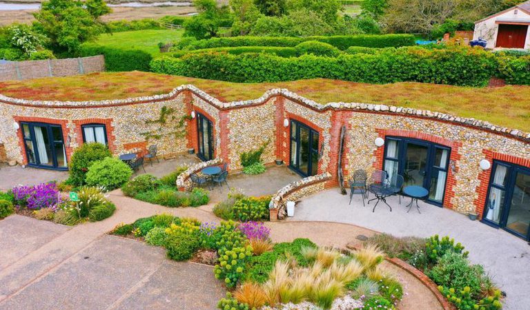 001 the white horse brancaster