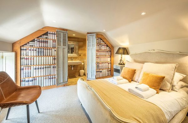 001 the wiveton bell