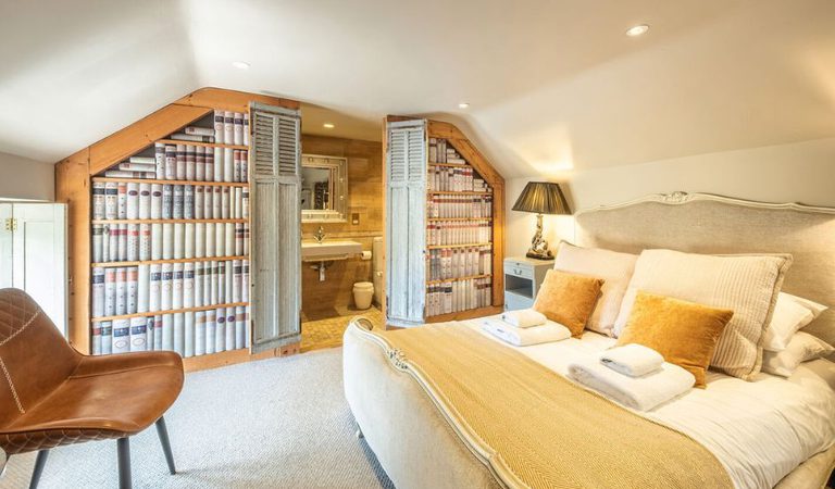 001 the wiveton bell