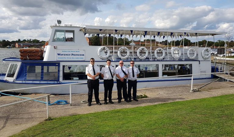 001 waveney river tours oulton broad suffolk