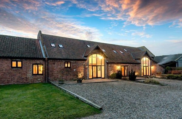 001 wheatacre hall barns