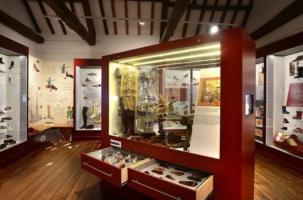 002 museum of norwich at the bridewell museum