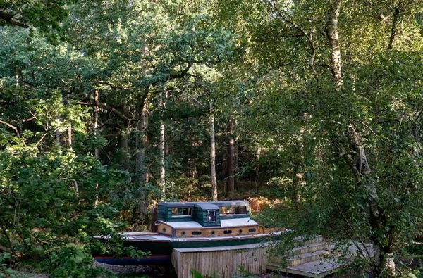 004 bradmoor woods and 4 ton tents