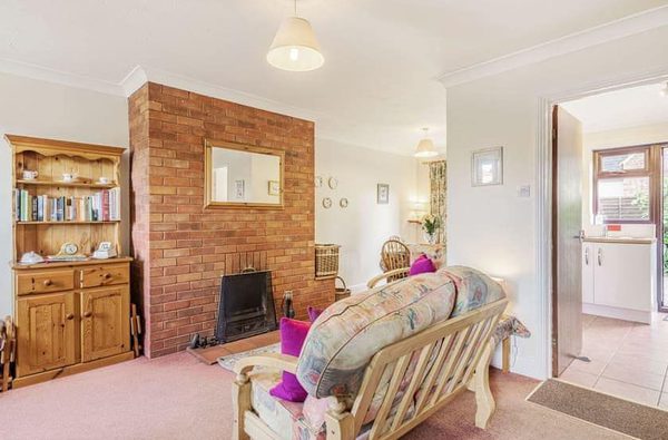 004 nightingale cottage w