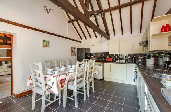 004 oak farm cottage