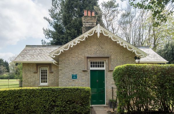 004 watatunga safari stays