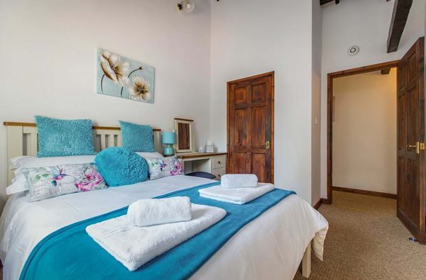 005 oak farm cottage