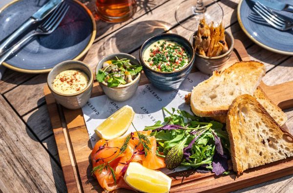 006 the wiveton bell