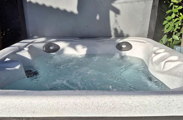 008 briars hut spooner row