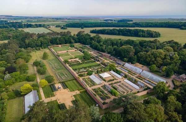 008 holkham hall and estate