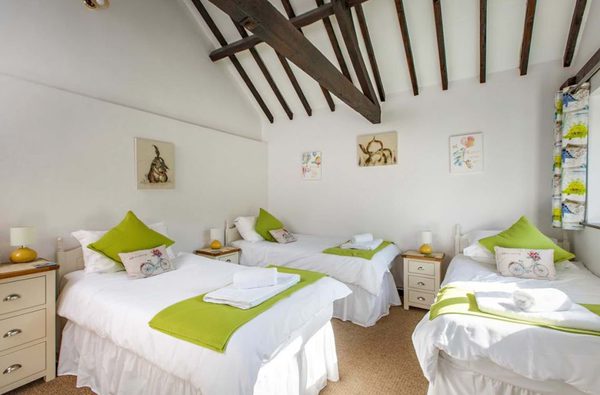 008 oak farm cottage