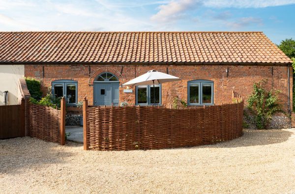 011 tunstead cottages