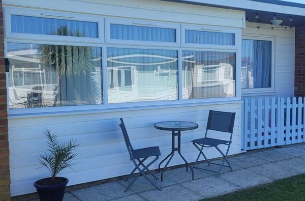 012 sunrise holiday chalet