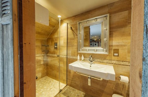 015 the wiveton bell