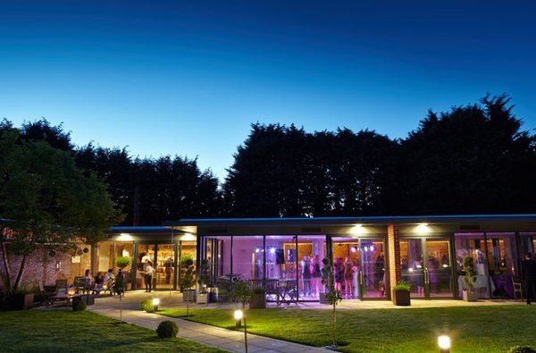 020 the norfolk mead hotel