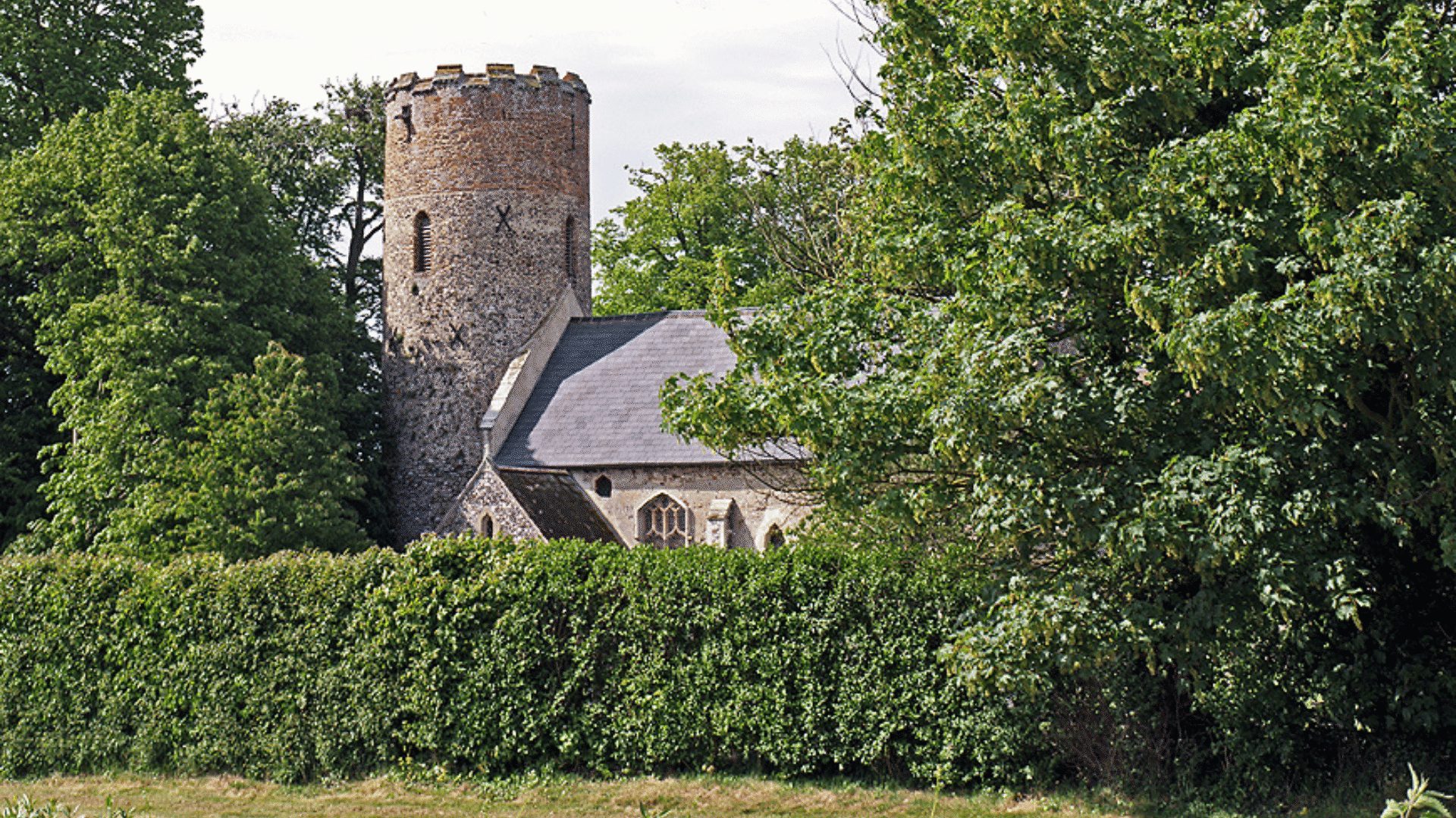 1920 1080 Burgh Castle St Peter and St Pauls church Gt Yarmouth