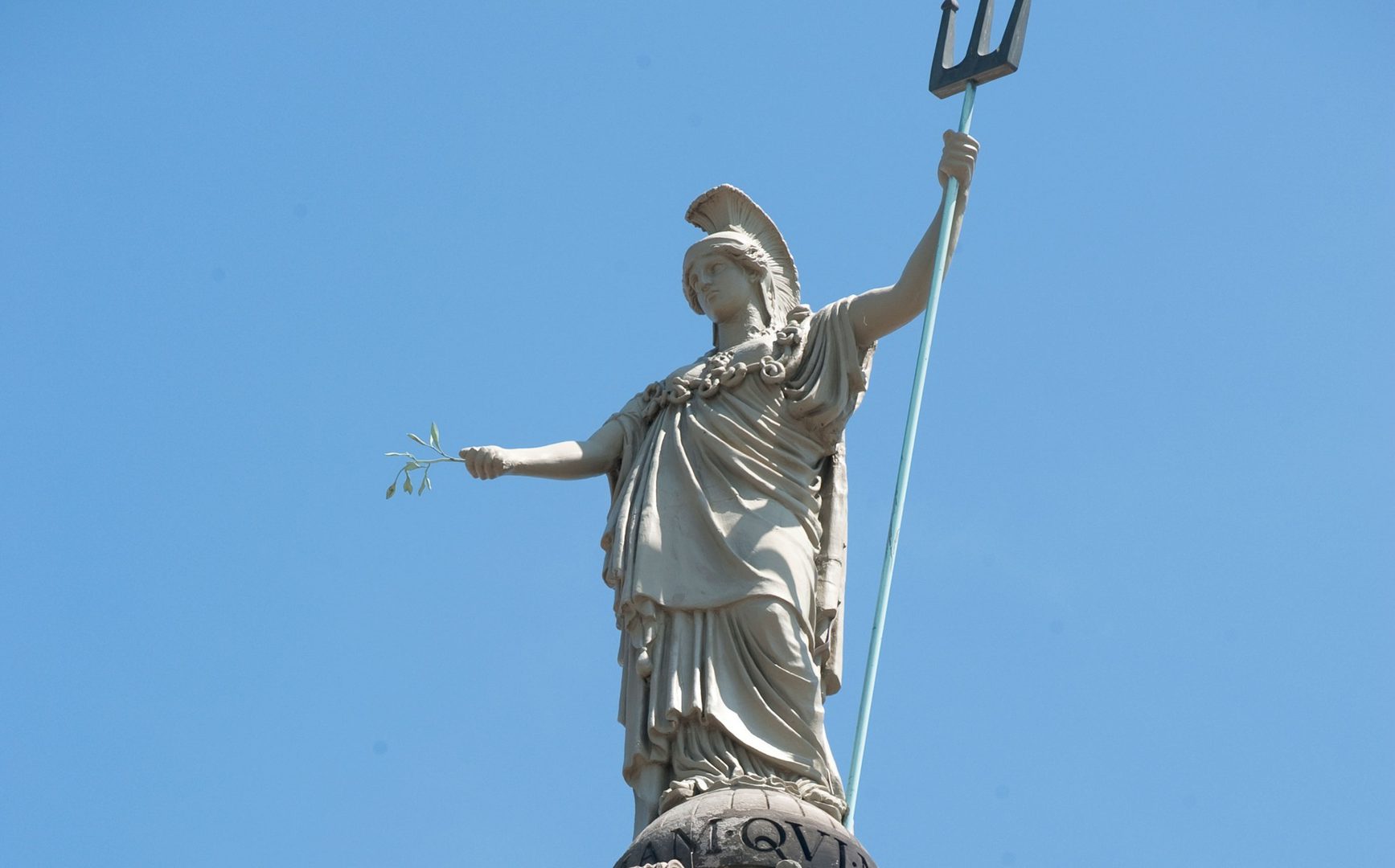 1920 1080 Great Yarmouth Nelson Monument 2