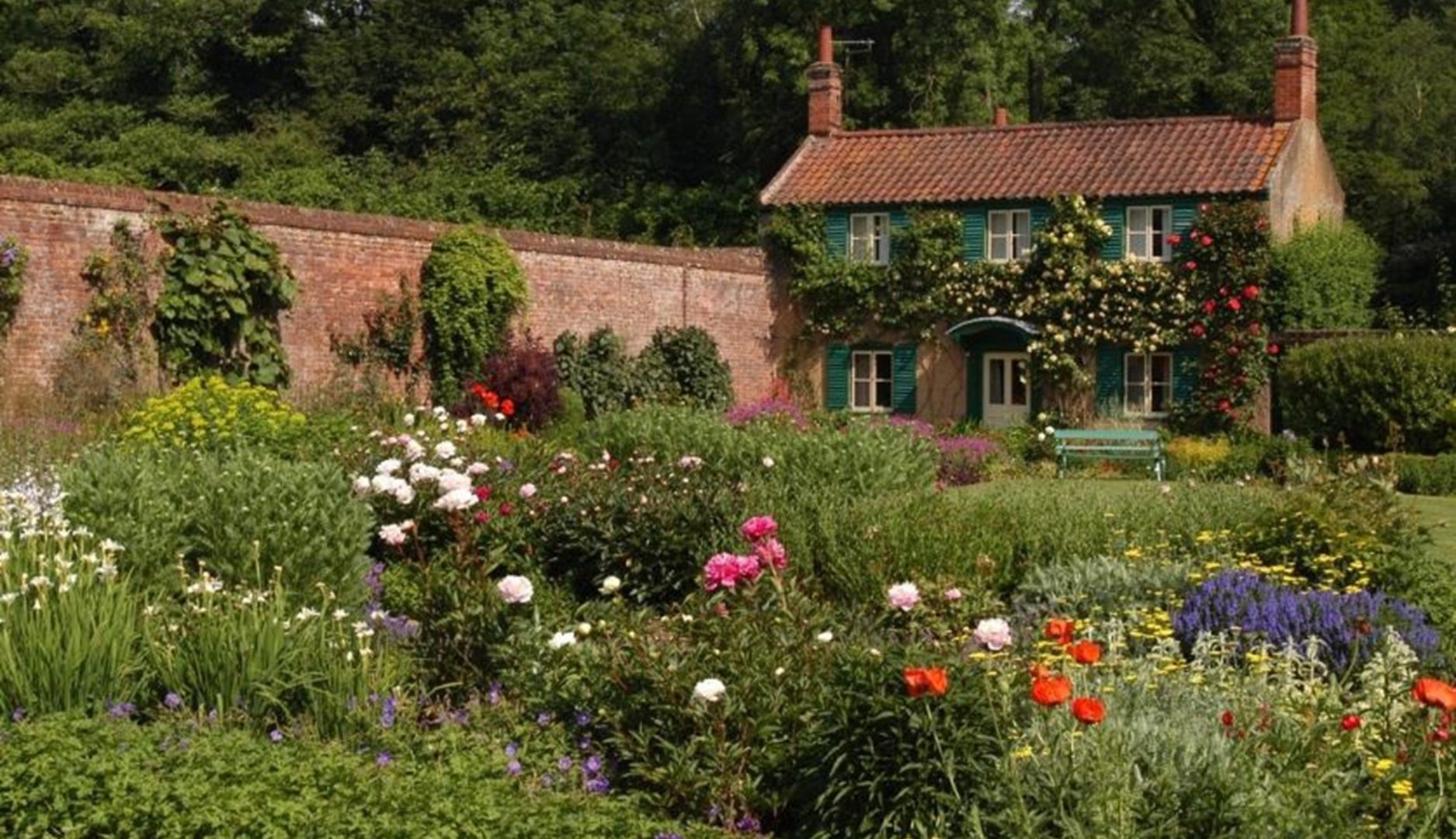 1920 1080 Hoveton Hall 1