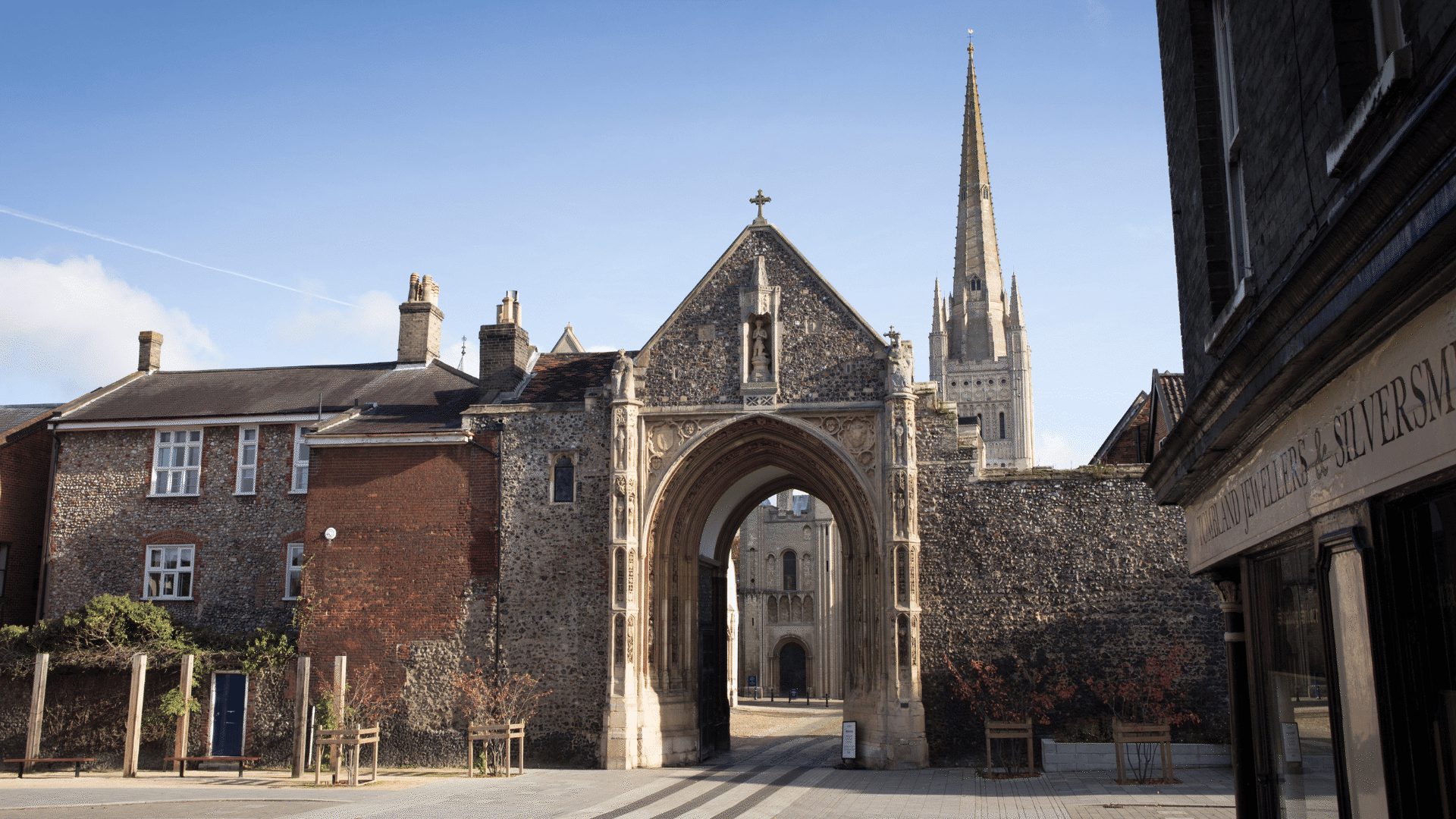 1920 1080 Norwich Cathedral Tombland Erpingham