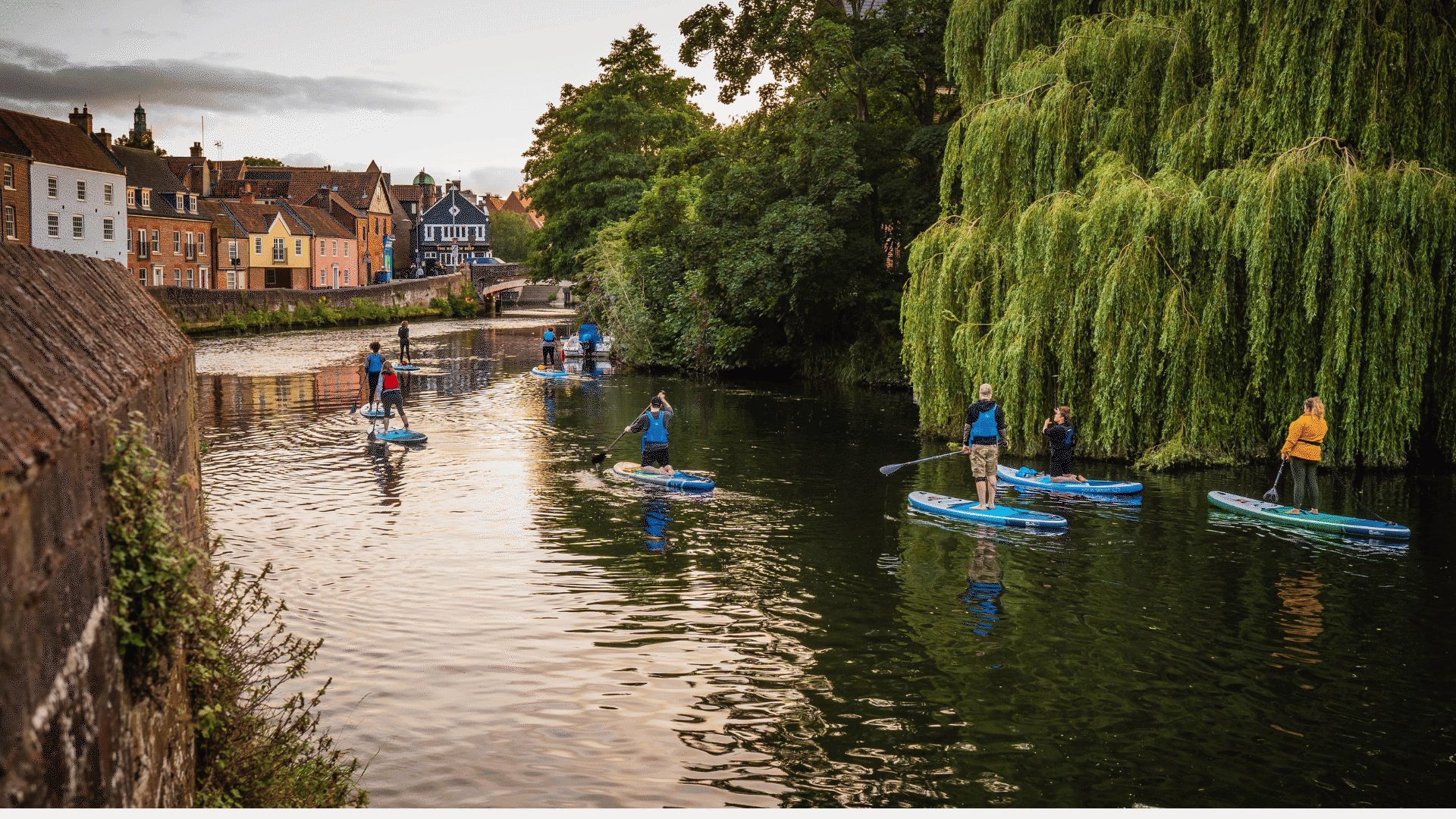 1920 1080 Norwich River Wensum paddleboarding