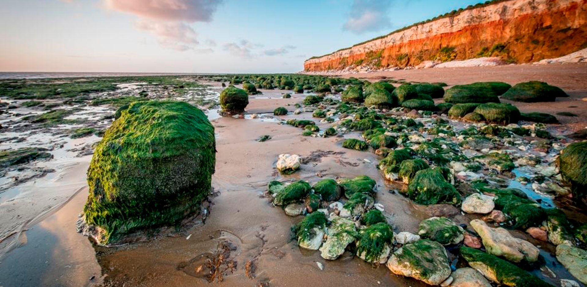 1920 900 Hunstanton cliffs 1